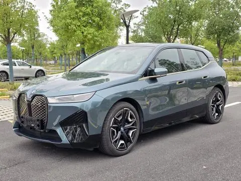 BMW iX 2021