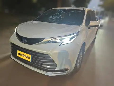 Toyota SIENNA 2023