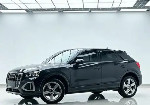 Audi Q2L 2022