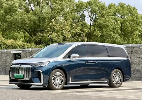 Voyah Dream 2025
