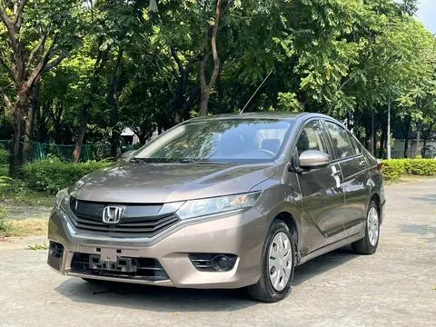 Honda Greiz 2016
