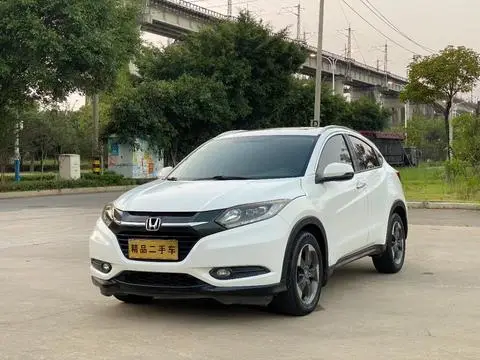 Honda Vezel 2015