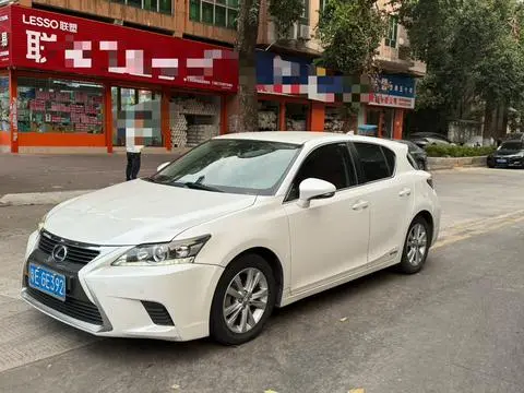 Lexus CT 2014