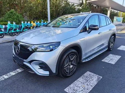 Mercedes-Benz EQE SUV 2023