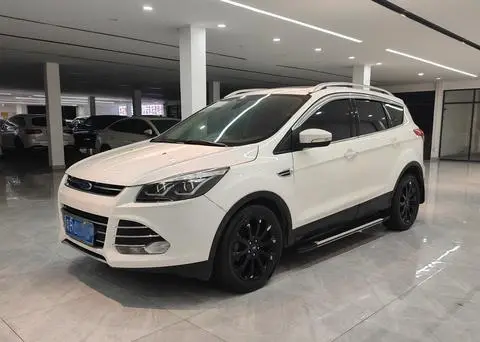 Ford Kuga 2015