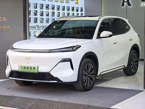 Geely 星舰7 EM-i 2025