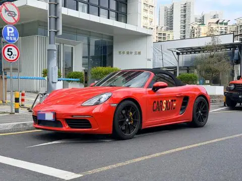 Porsche 718 2016