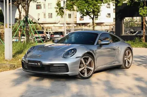 Porsche 911 2023