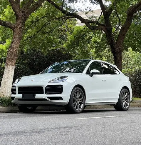 Porsche Cayenne Coupé 2021