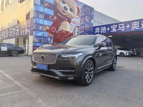 Volvo XC90 2019