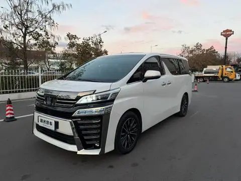 Toyota Alphard 2021