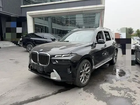 BMW X7 2023