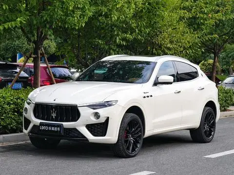 Maserati Levante 2022