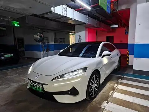 Denza Z9 2024