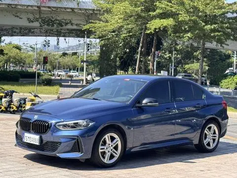 BMW 1 Series 2021