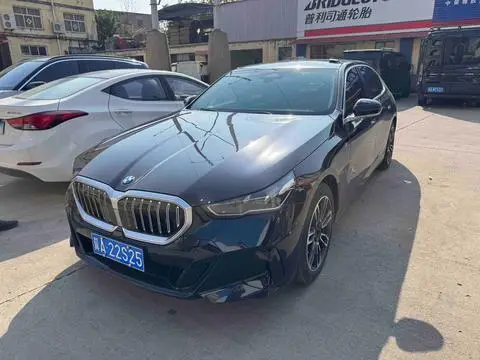 BMW 5 Series 2025