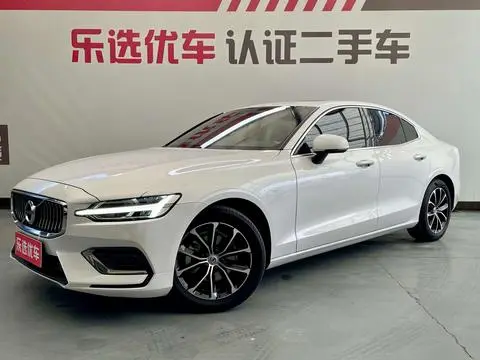 Volvo S60 2022