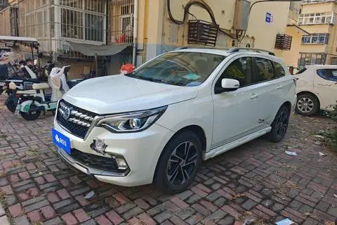 Venucia T70 2019