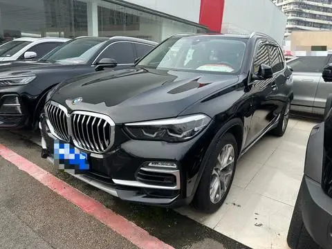 BMW X5 2021