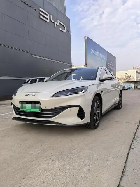 BYD Seal 06 2025