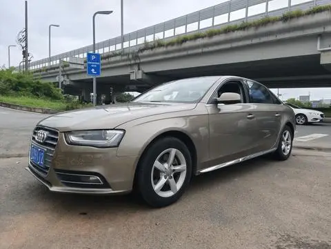 Audi A4L 2013