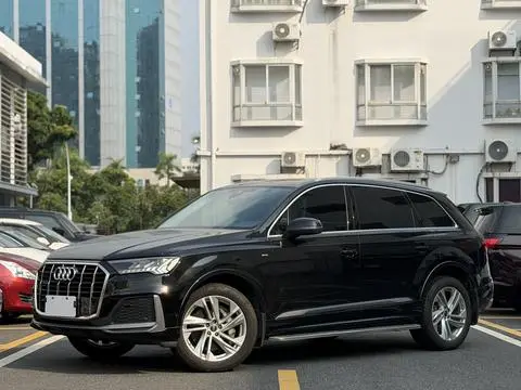 Audi Q7 2023