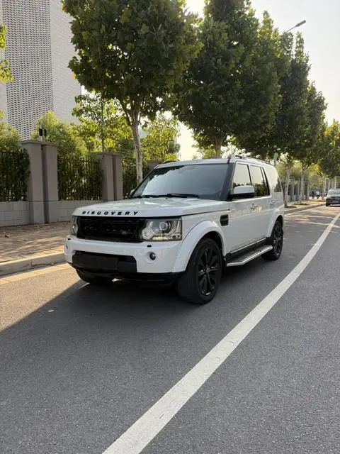 Land Rover Discovery 2012