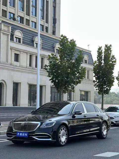 Mercedes-Benz 迈巴赫S-Class 2015