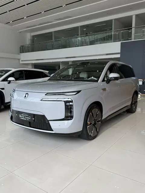 Denza N8L 2025