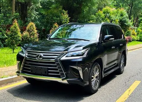 Lexus LX 2017