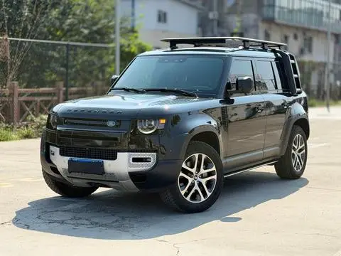 Land Rover 卫士 2025