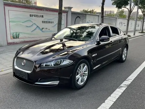 Jaguar XF 2014