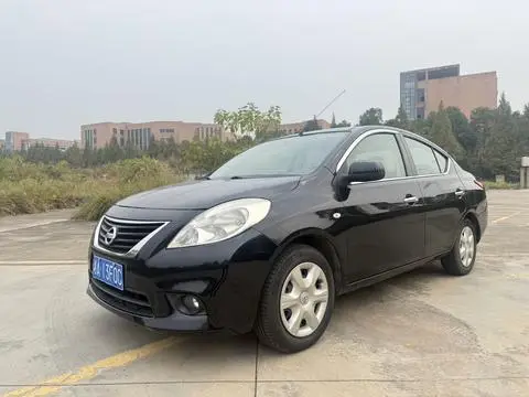 Nissan Sunny 2011