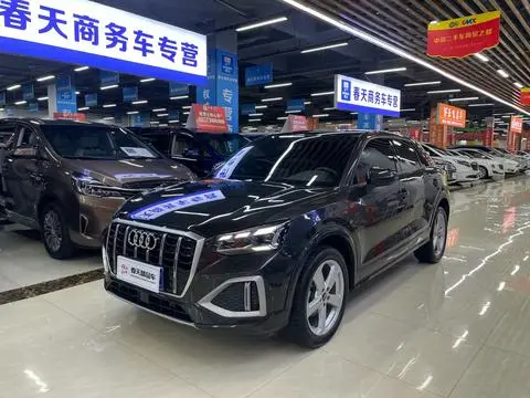 Audi Q2L 2022