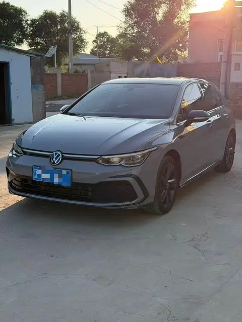 Volkswagen Golf 2021