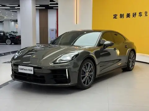 Porsche Panamera 2024