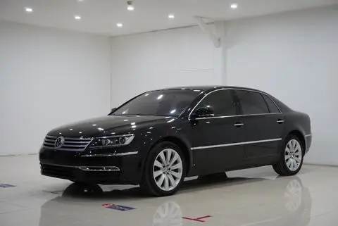 Volkswagen 辉腾 2012