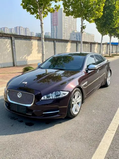 Jaguar XJ 2013