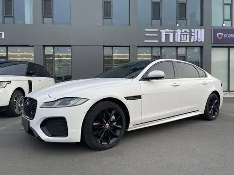 Jaguar XFL 2021