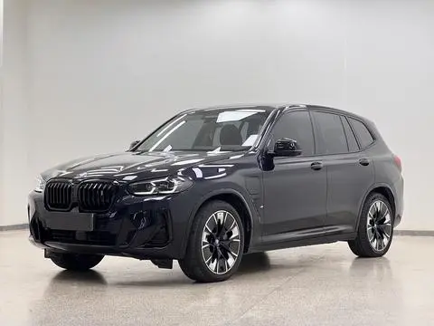 BMW iX3 2022