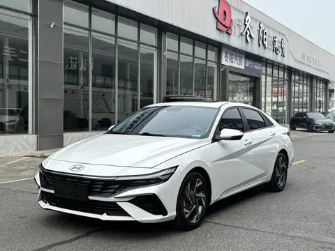 Hyundai Elantra 2023