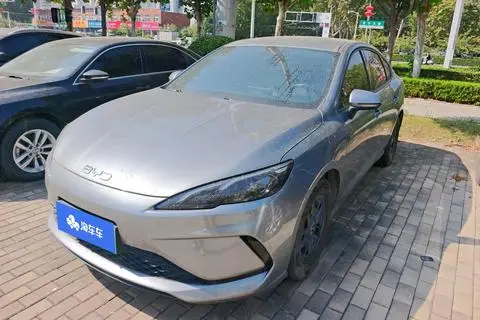BYD Seal 05 2025