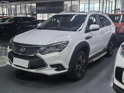 BYD Tang 2015