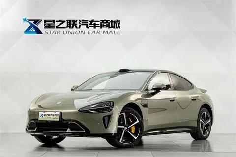 Xiaomi SU7 2024