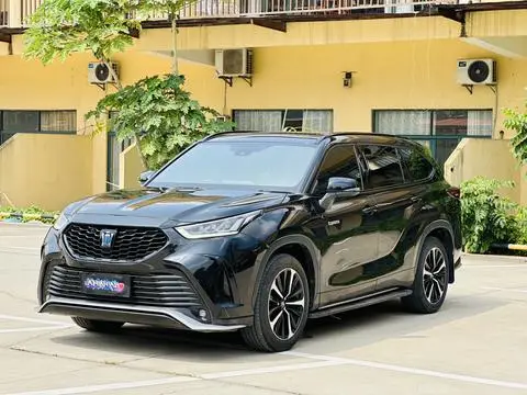 Toyota Crown Kluger 2023