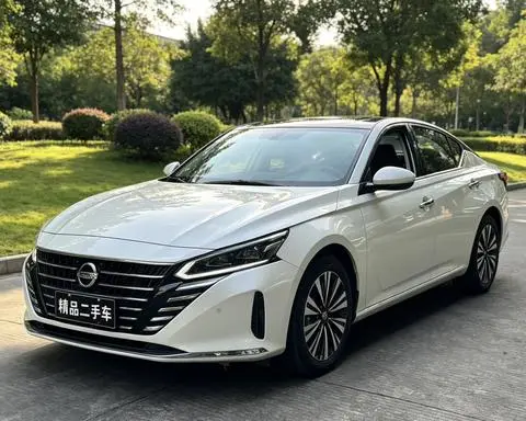 Nissan Teana 2022