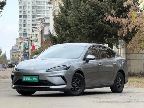 BYD Seal05 DM 2025