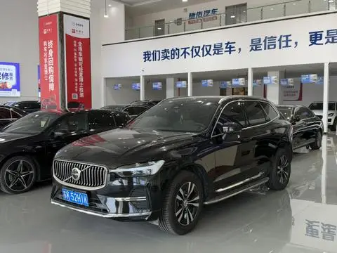 Volvo XC60 2025