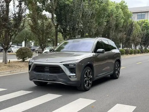 NIO ES8 2018