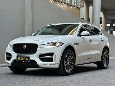 Jaguar F-PACE 2019